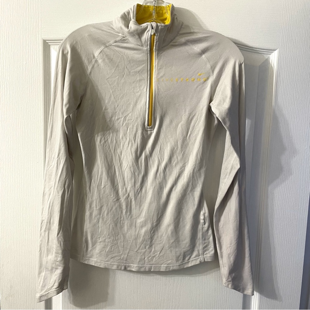 Nike Women’s Livestrong Dri-fit Top XS